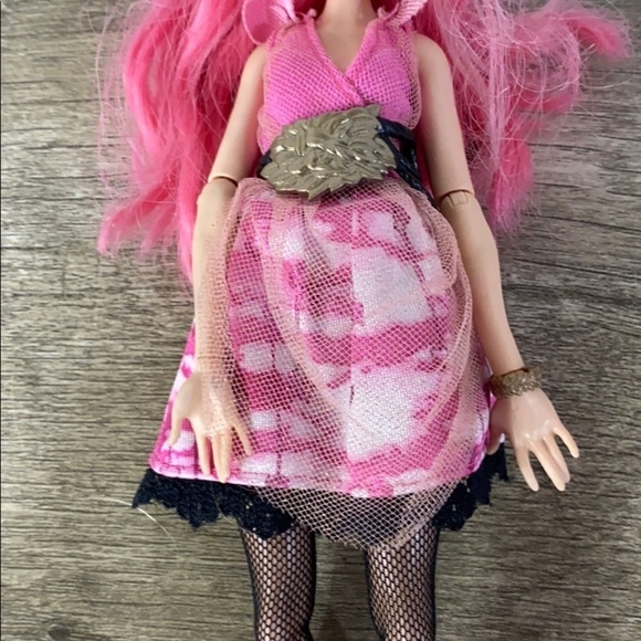 Ever after High CA Cupid doll - Picture 3 of 5